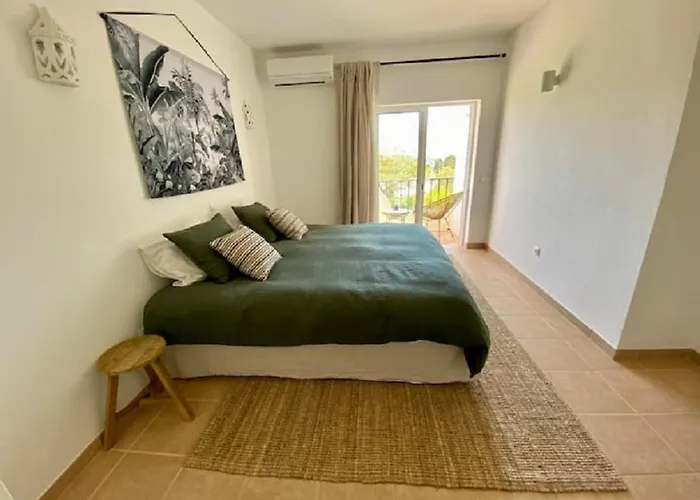 Serenity Bright Flat T3, 2 Terraces Seaview 600m Luz